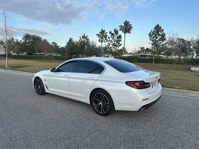 2022 BMW 5 Series 530e