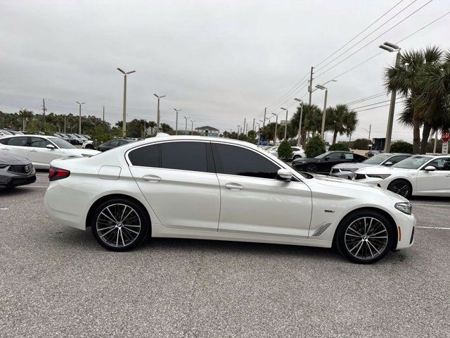 2022 BMW 5 Series 530e