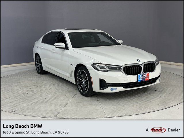 2022 BMW 5 Series 530e