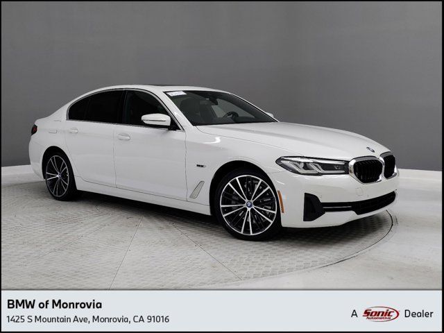 2022 BMW 5 Series 530e