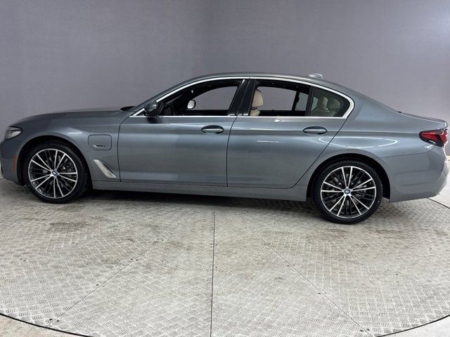 2022 BMW 5 Series 530e