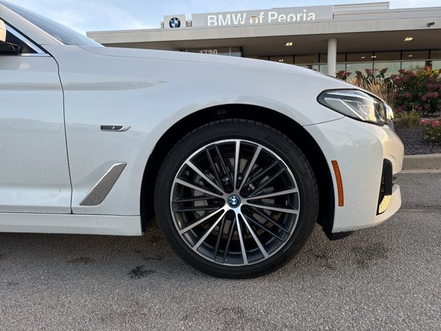 2022 BMW 5 Series 530e