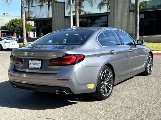 2022 BMW 5 Series 530e