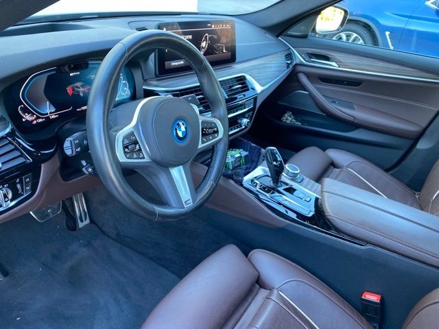 2022 BMW 5 Series 530e