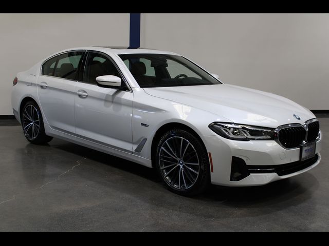 2022 BMW 5 Series 530e