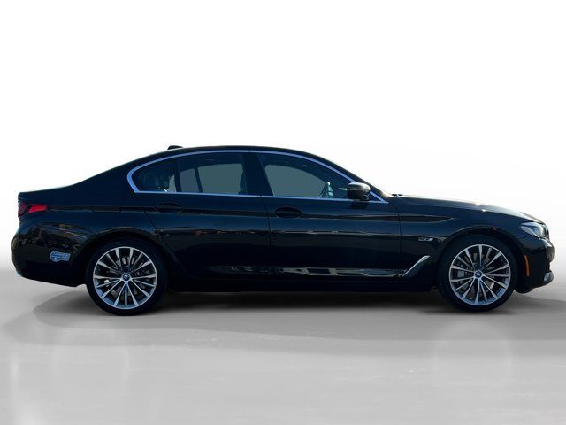 2022 BMW 5 Series 530e