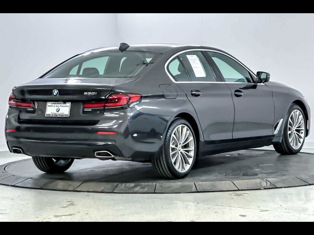 2022 BMW 5 Series 530i