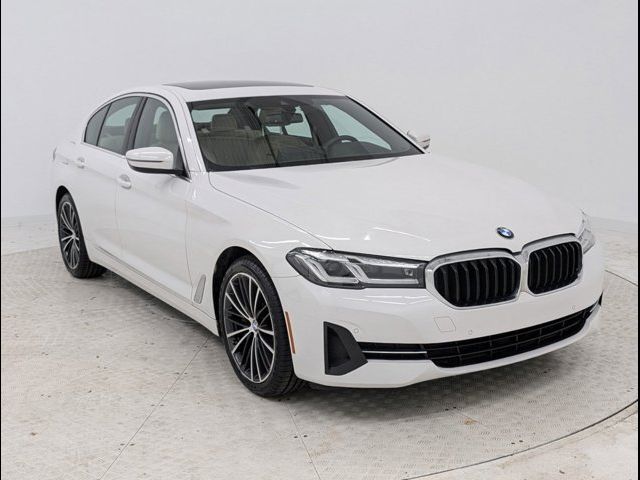 2022 BMW 5 Series 530i