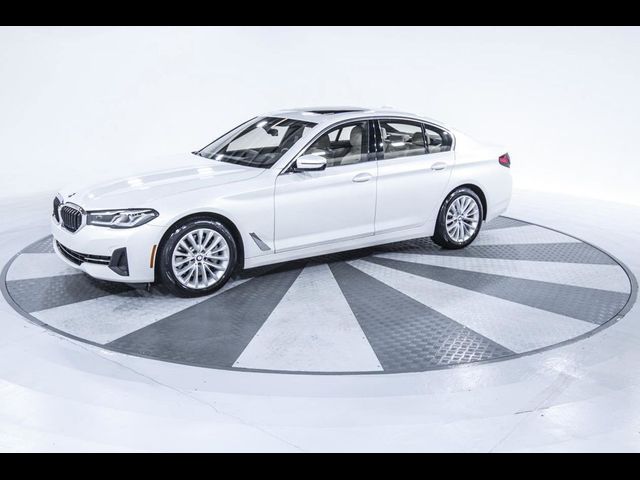 2022 BMW 5 Series 530i