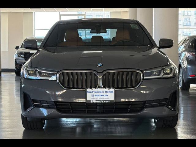 2022 BMW 5 Series 530i