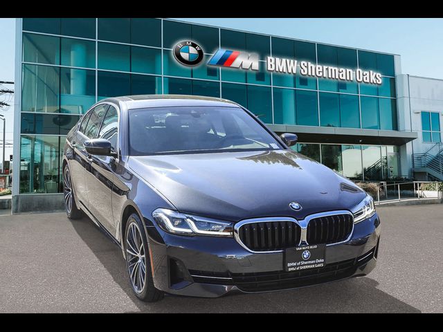 2022 BMW 5 Series 530i