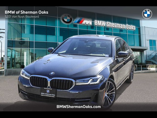 2022 BMW 5 Series 530i