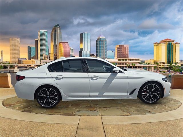 2022 BMW 5 Series 530i