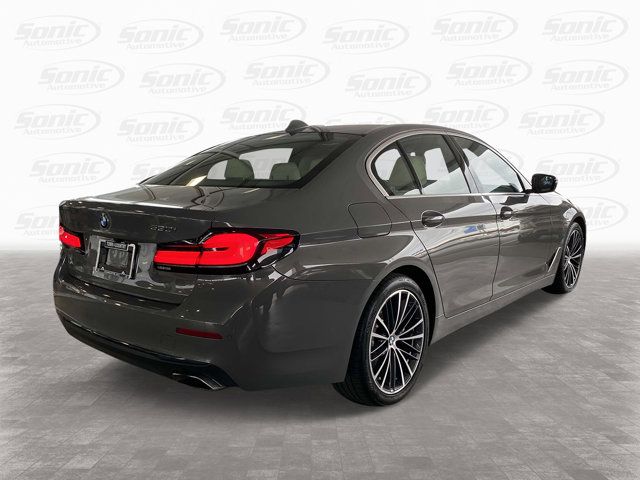 2022 BMW 5 Series 530i