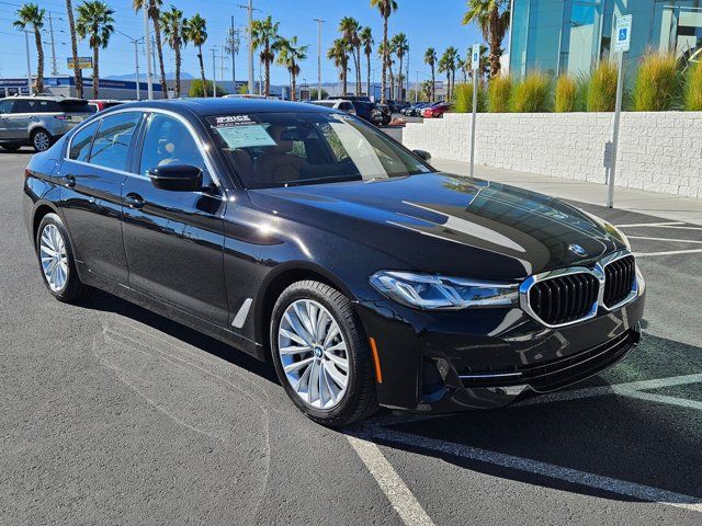 2022 BMW 5 Series 530i