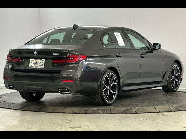 2022 BMW 5 Series 530i