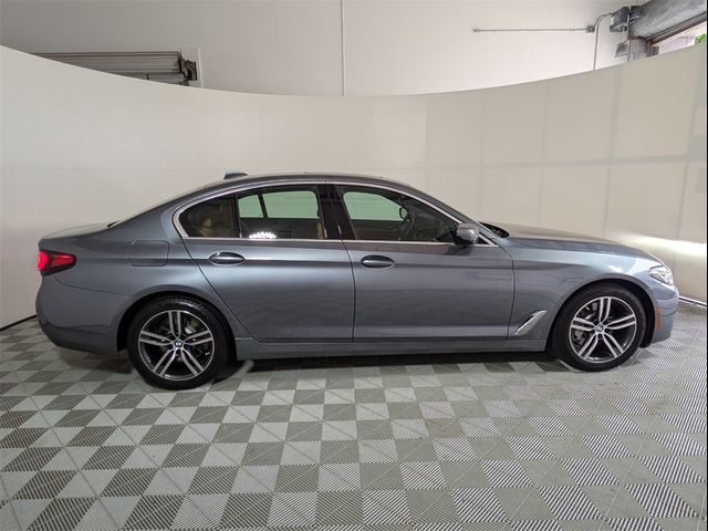 2022 BMW 5 Series 530i