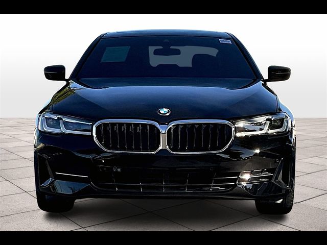 2022 BMW 5 Series 530i