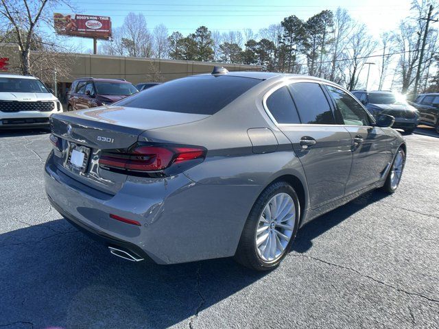 2022 BMW 5 Series 530i