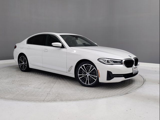 2022 BMW 5 Series 530i