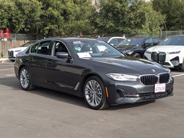 2022 BMW 5 Series 530i