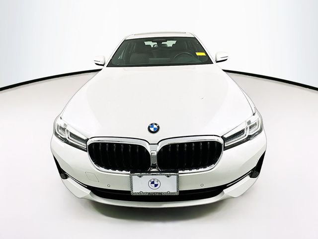 2022 BMW 5 Series 530i