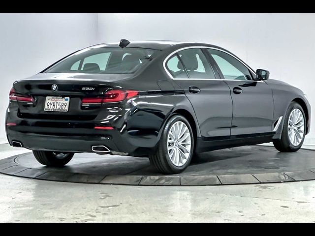 2022 BMW 5 Series 530i