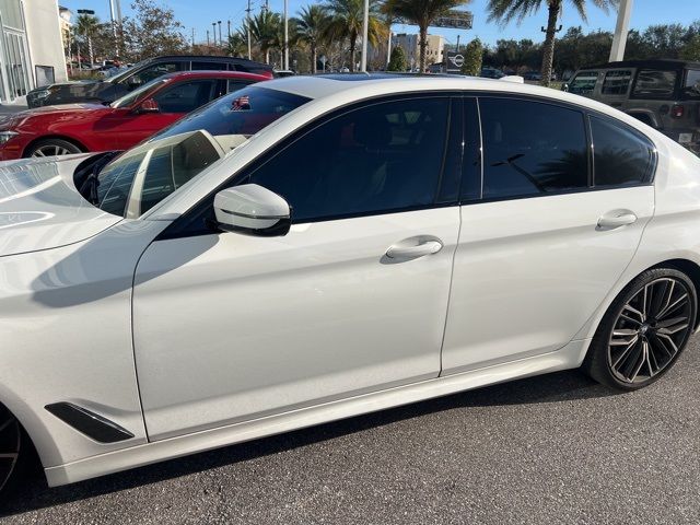 2022 BMW 5 Series 530i