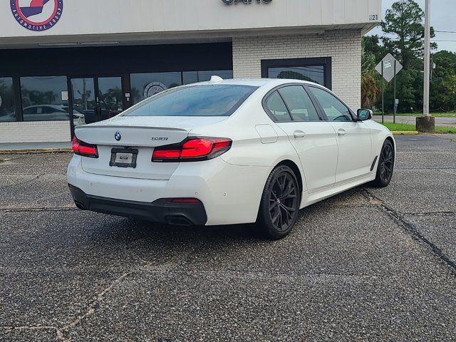 2022 BMW 5 Series 530i