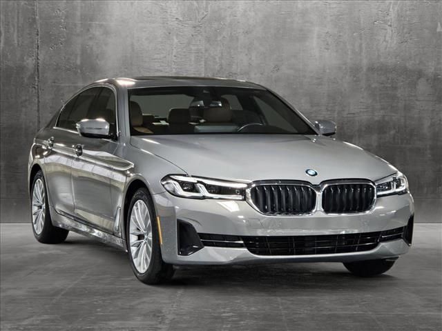 2022 BMW 5 Series 530i