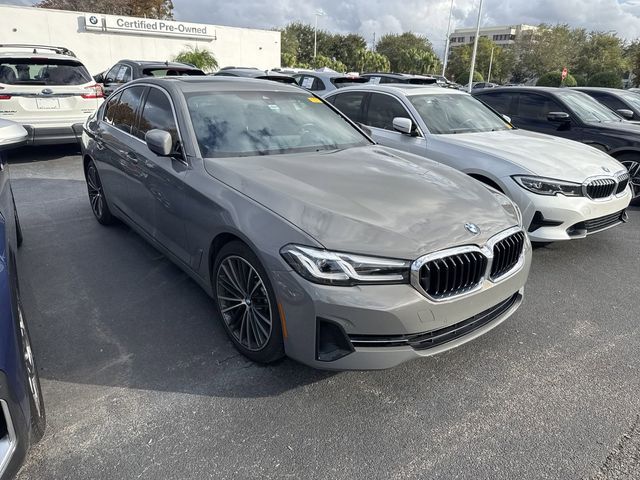 2022 BMW 5 Series 530i