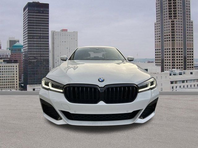 2022 BMW 5 Series 530i