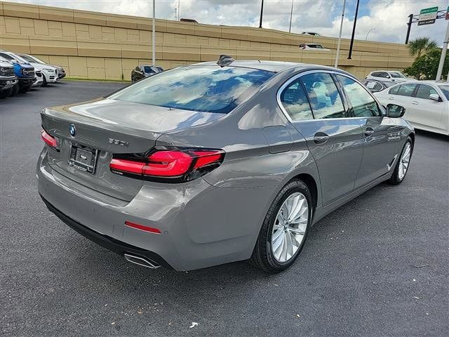 2022 BMW 5 Series 530i