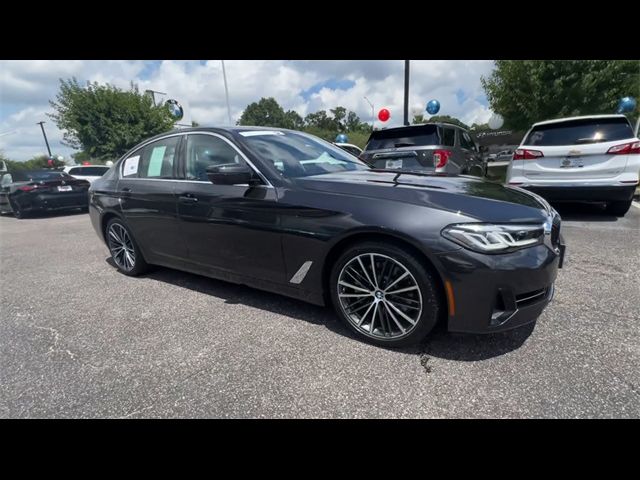 2022 BMW 5 Series 530i