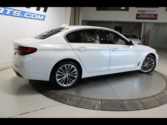 2022 BMW 5 Series 530i