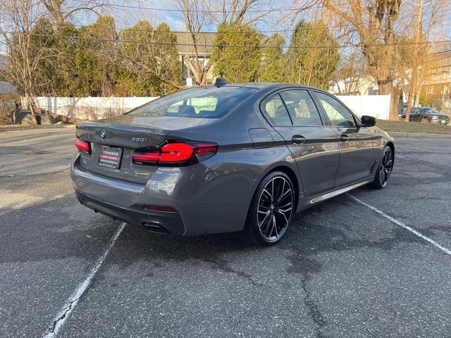 2022 BMW 5 Series 530i