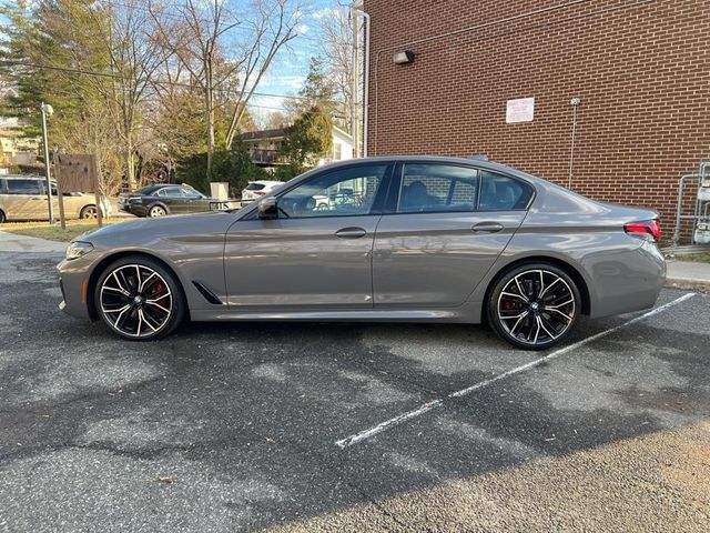 2022 BMW 5 Series 530i