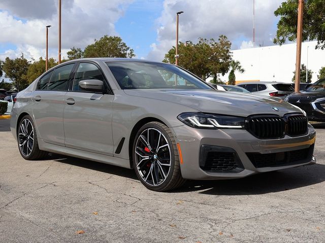 2022 BMW 5 Series 540i