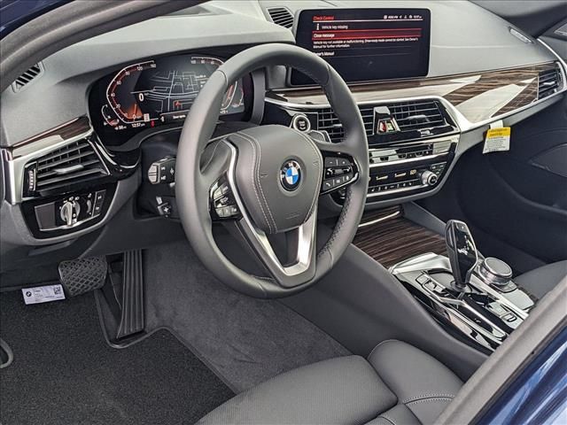 2022 BMW 5 Series 540i