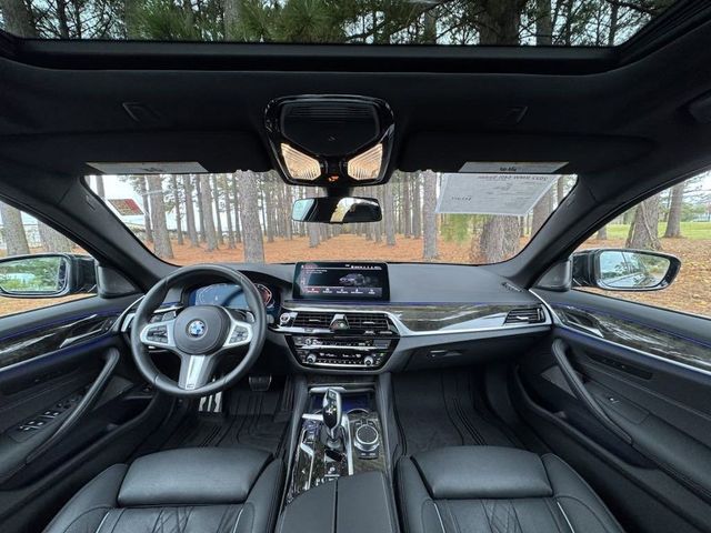 2022 BMW 5 Series 540i