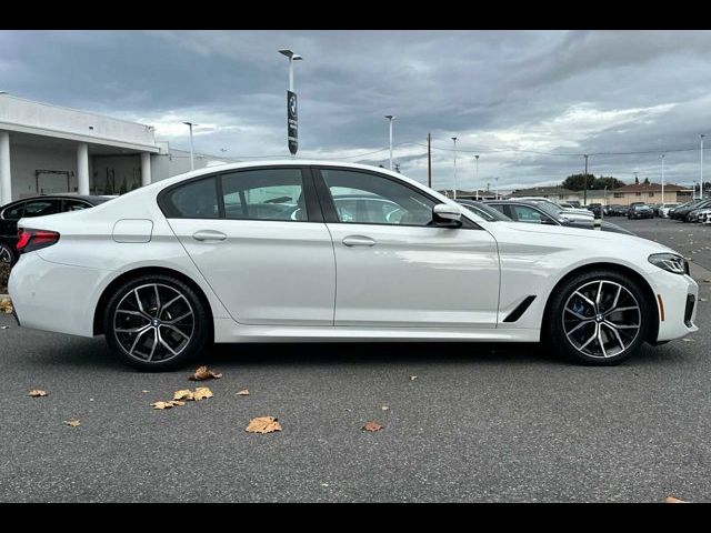 2022 BMW 5 Series 540i