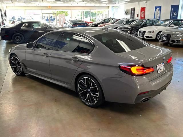 2022 BMW 5 Series 540i