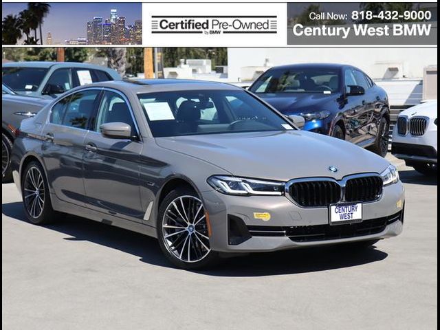 2022 BMW 5 Series 530e