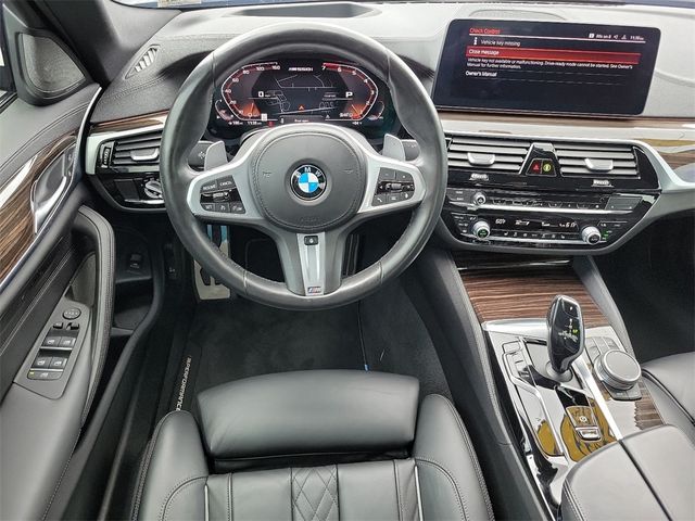 2022 BMW 5 Series M550i xDrive