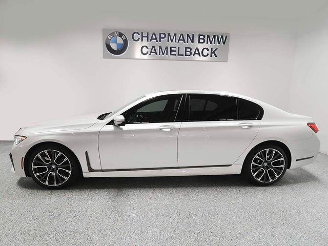 2022 BMW 7 Series 740i