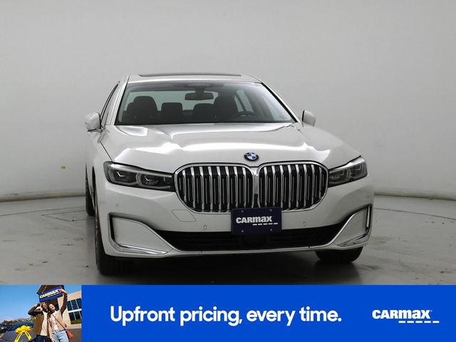 2022 BMW 7 Series 740i
