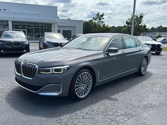 2022 BMW 7 Series 740i