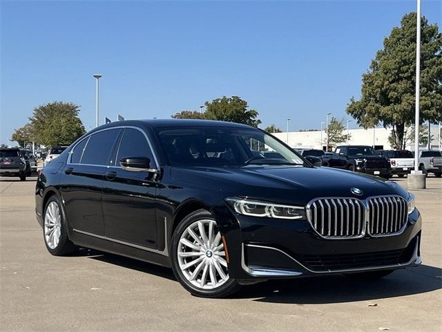 2022 BMW 7 Series 740i