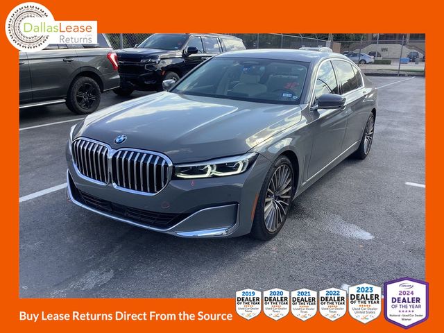 2022 BMW 7 Series 740i