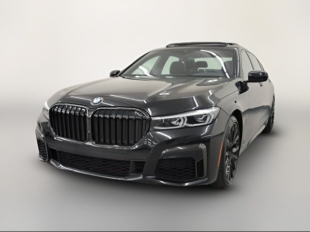 2022 BMW 7 Series 740i